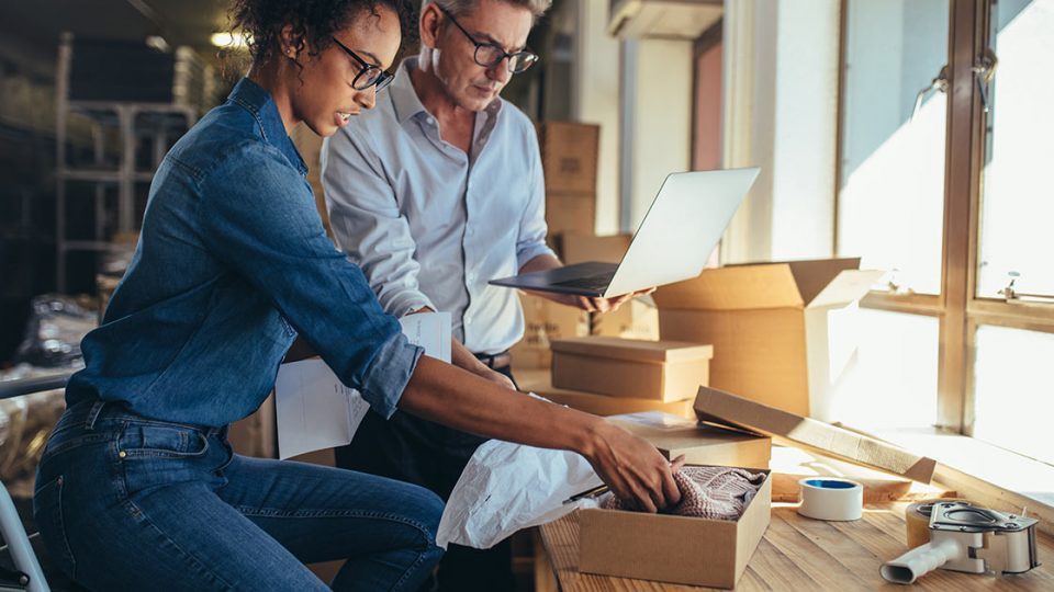 Shipping ecommerce product